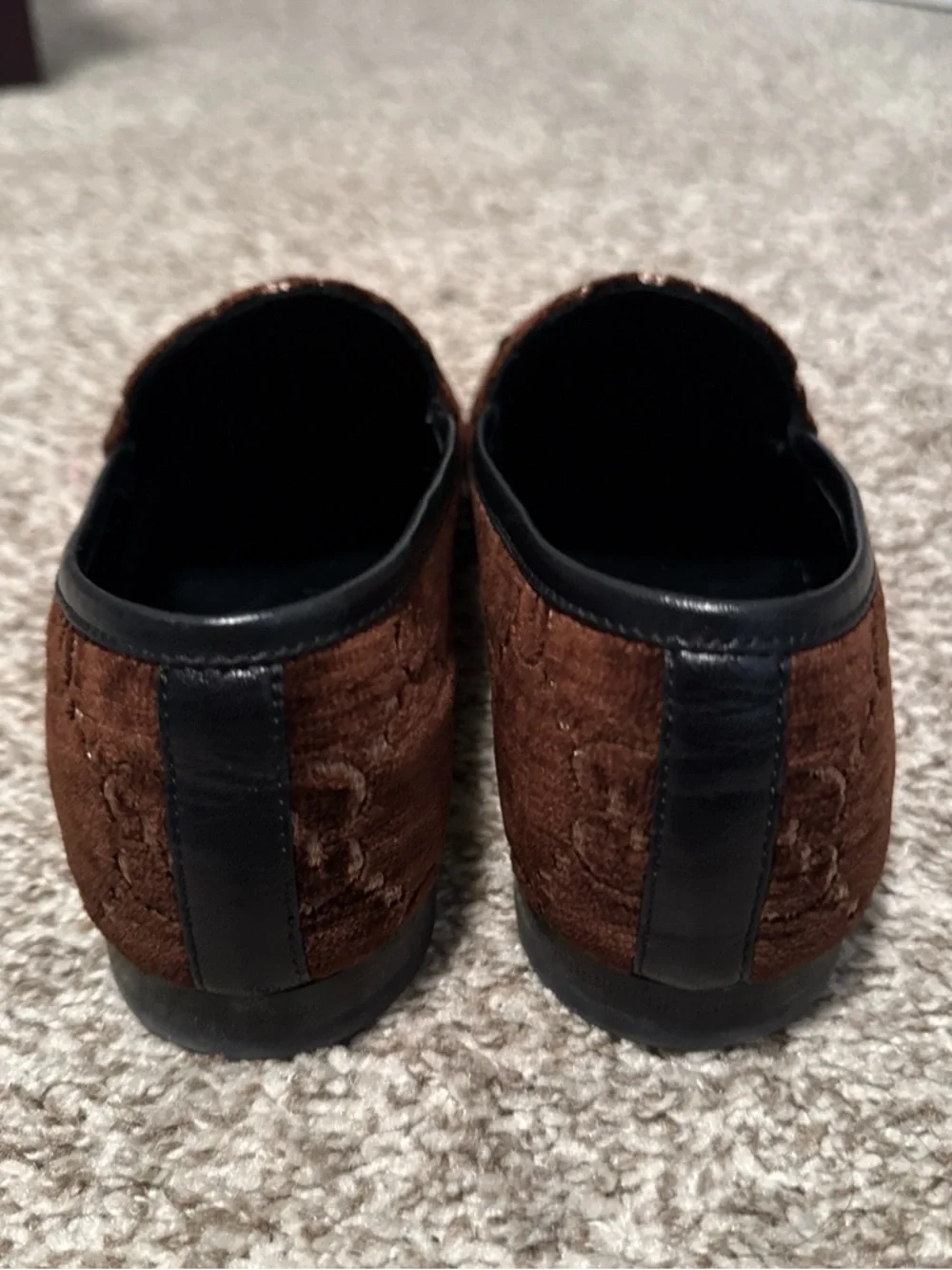 Authentic Gucci Brown Velvet Horsebit Loafers - Picture 3 of 9